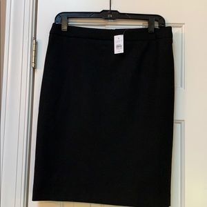New LOFT black pencil skirt
